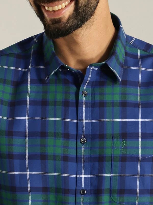 Indian Terrain Men Checkered Blue Shirt